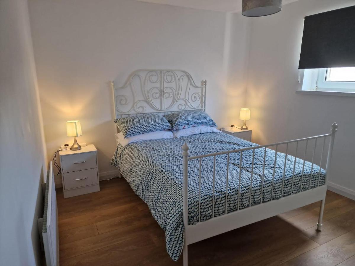 Villa Enfield Street House Behind Portstewart Promenade With Partial Sea View From Front 3 Bed Sleeps 7 Exterior foto